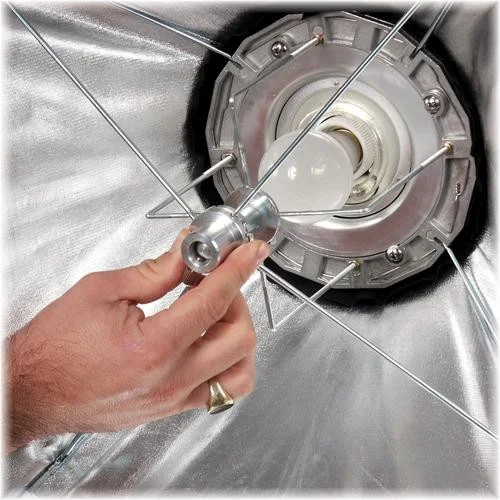 Norman 812703 22 x 22 Inch Square Softbox Lighting - Image 4