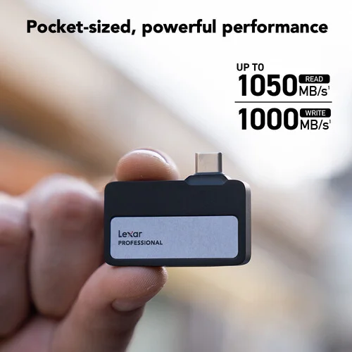 Lexar Professional Go 1TB Portable SSD with USB 3.2 Gen 2 Hub - Image 2