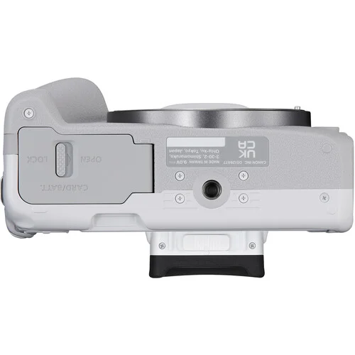Canon EOS R50 White Mirrorless Camera with 18-45mm Lens Kit - Image 4